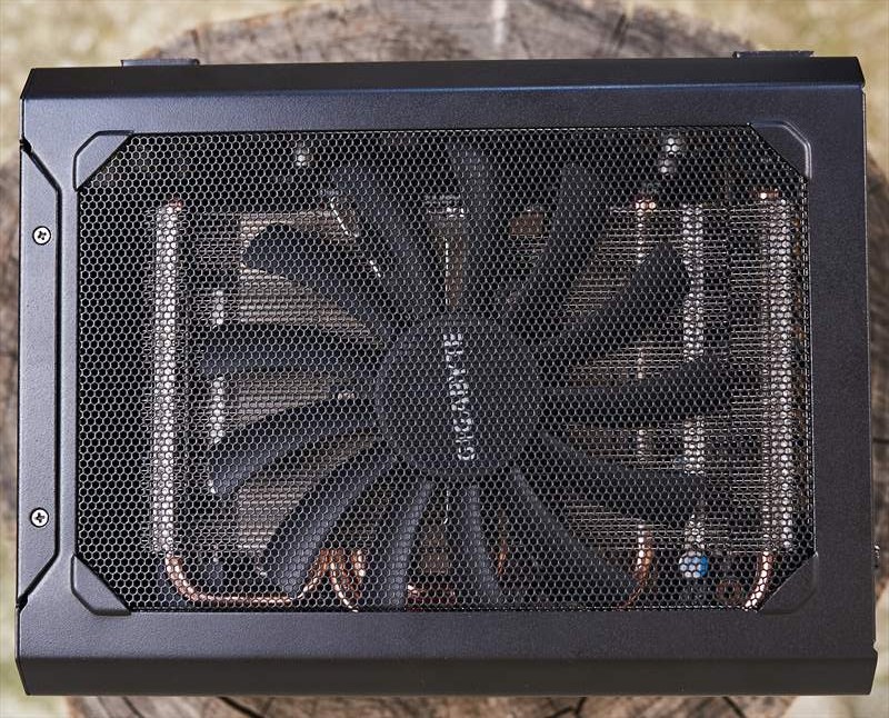 Prezentare RX580 Gaming Box de la Gigabyte - GPU Extern pentru MacBook ...